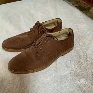 Old Navy Brown 10 Buck Dress Shoes Wedding guest Officecore Classic Timeless